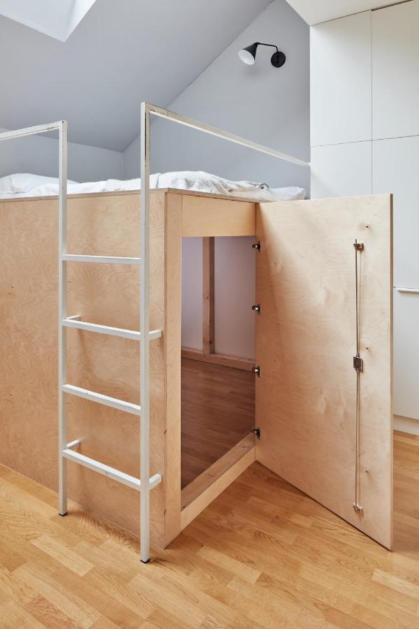 شقة Sunlit Studio Near Wenceslas Square By Prague Days المظهر الخارجي الصورة